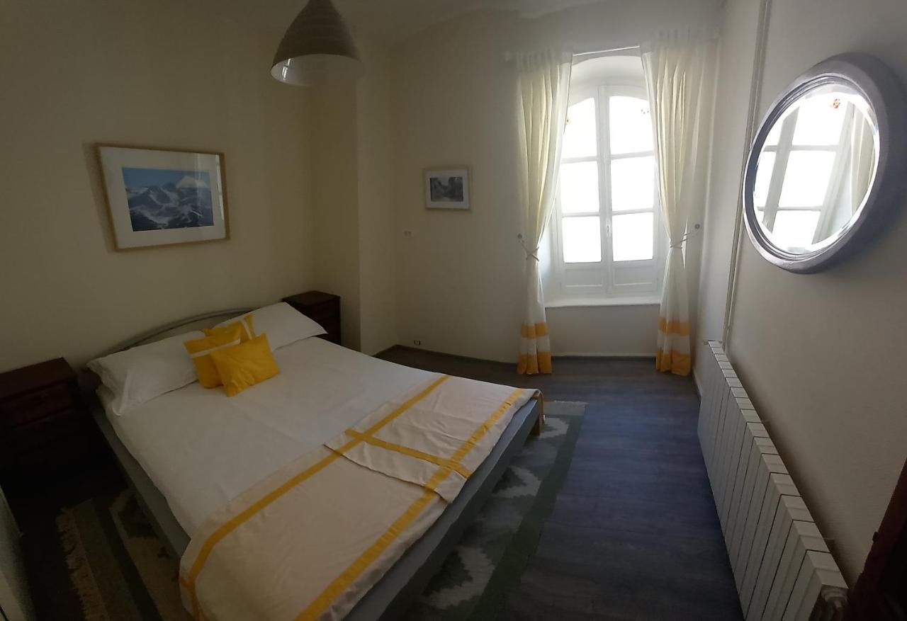 ラ・バスティッド・ド・セルー Velo Ariege Pyrenees Bed & Breakfast エクステリア 写真